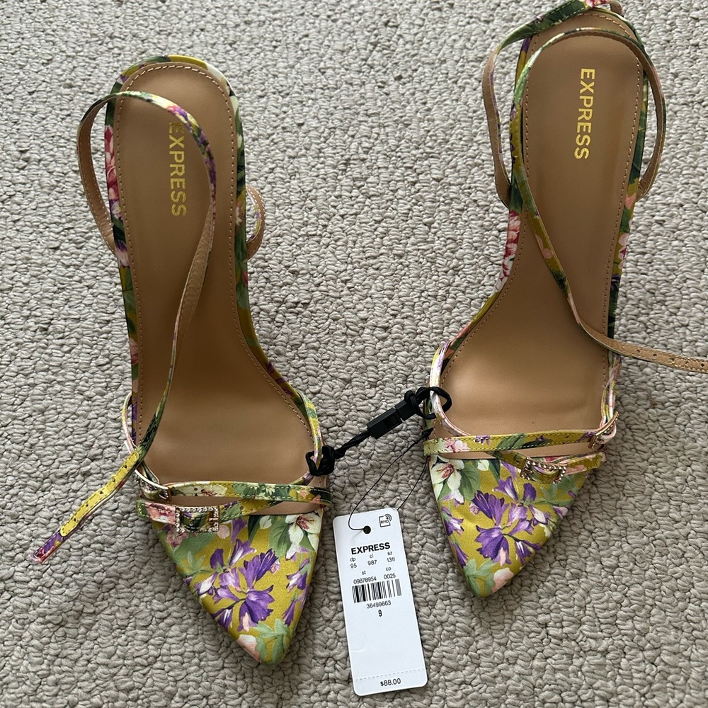Express Floral Women's Heels - Yellow and Purple
